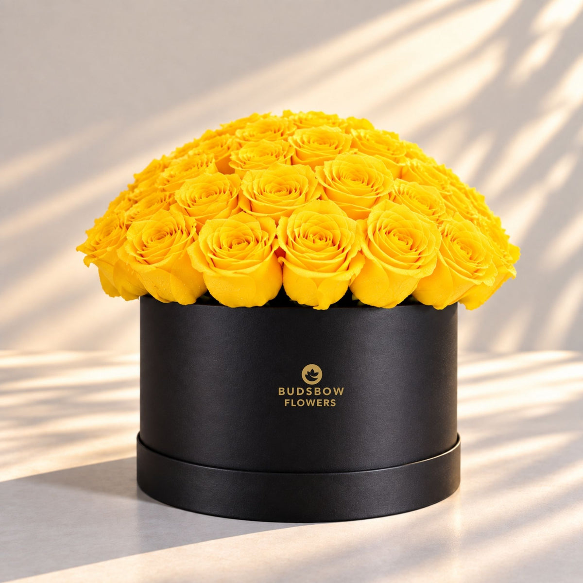 Classic Rose Box – Large, Yellow roses in Black box